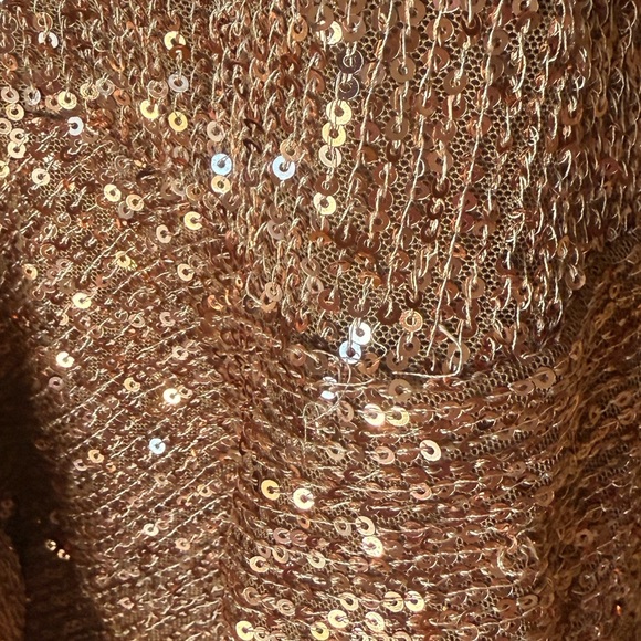 Mini long sleeve rose gold sequin dress - Picture 9 of 9
